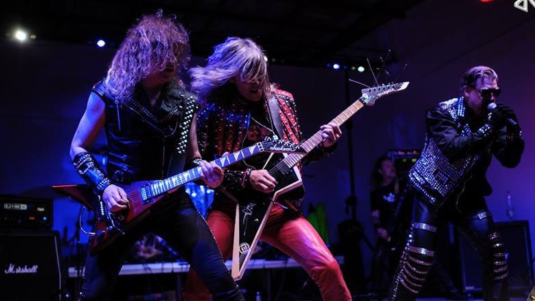 Rocková show s Judas Priest Revival o půlnoci